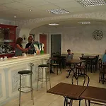 Hotel Du Commerce Pontacq