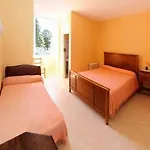 Du Commerce Hotel