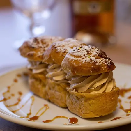 Du Commerce Hotel 2*