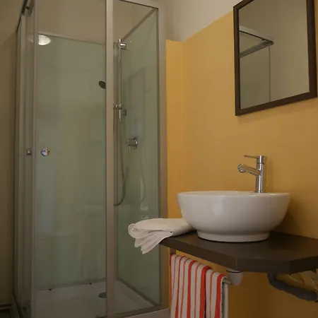 Hotell Du Commerce Pontacq