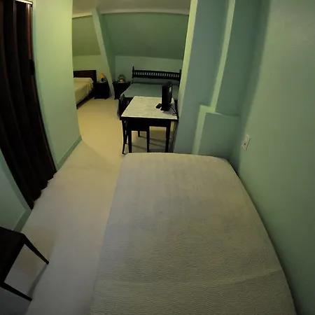 Hotell Du Commerce 2*