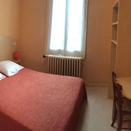 Hotel Du Commerce 2*