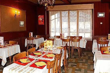 Du Commerce 2* Pontacq