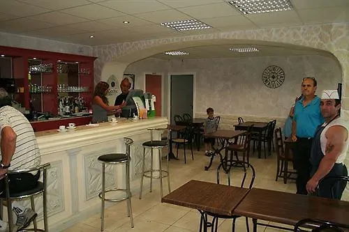 Hotel Du Commerce Pontacq