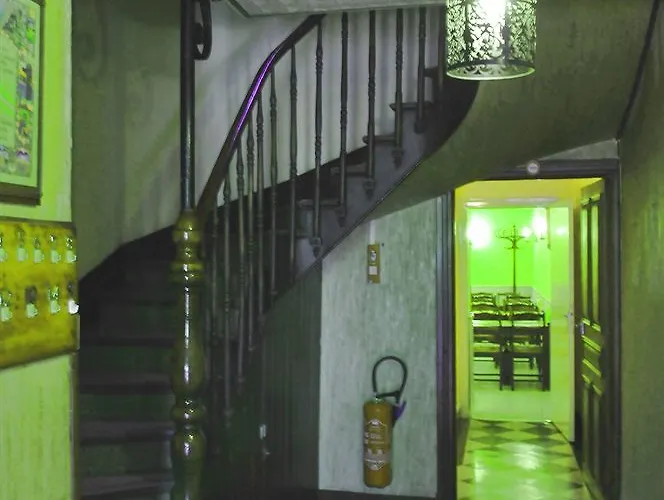 Du Commerce 2* Pontacq