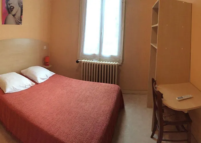 Hotel Du Commerce 2*