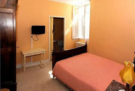 Hotel Du Commerce Pontacq